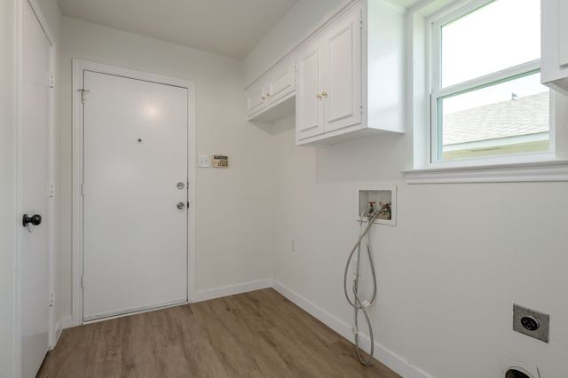 10234 Deermont Trail, Dallas, TX 75243