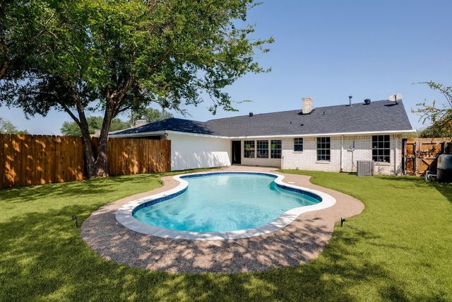 10234 Deermont Trail, Dallas, TX 75243