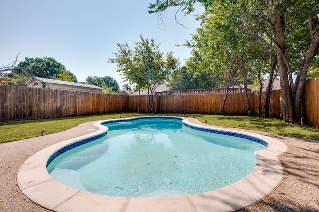 10234 Deermont Trail, Dallas, TX 75243