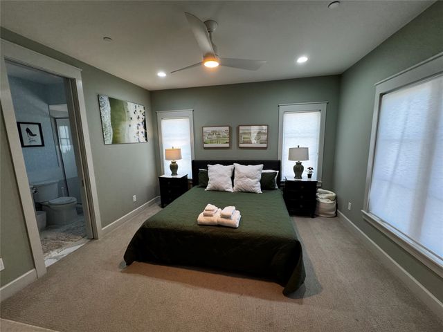 1019 BISHOP Avenue B, Dallas, TX 75208