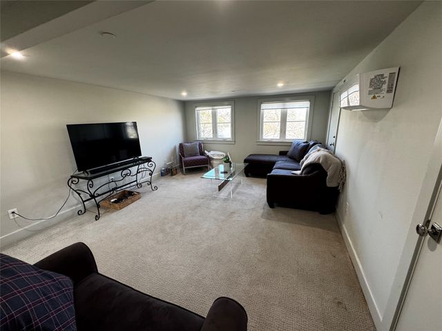 1019 BISHOP Avenue B, Dallas, TX 75208