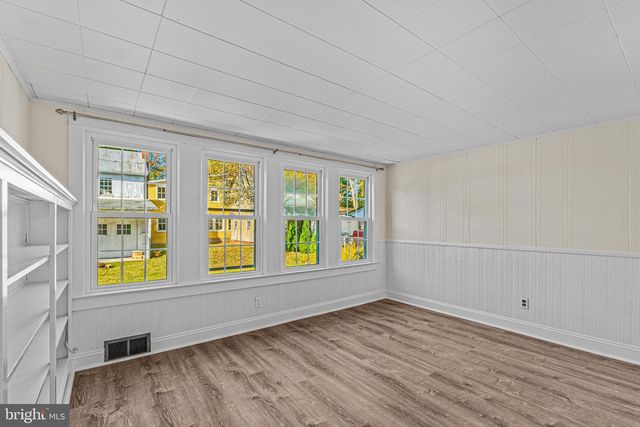 14 CHURCH ST, Chesterfield, NJ 08515