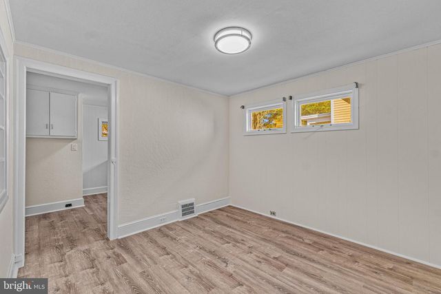 14 CHURCH ST, Chesterfield, NJ 08515