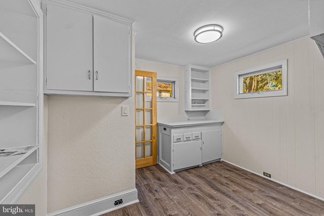 14 CHURCH ST, Chesterfield, NJ 08515