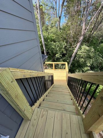 701 Harpeth Knoll Ct, Nashville, TN 37221