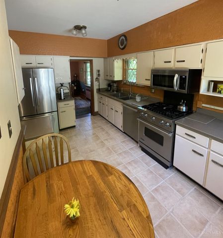 4308 Schulte Drive, Cincinnati, OH 45205