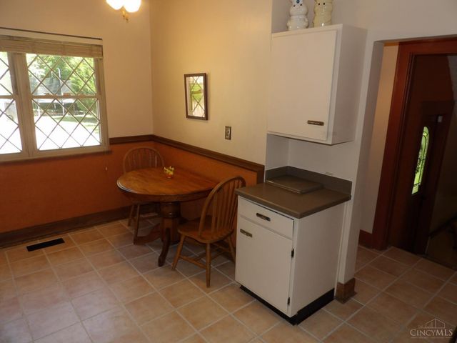 4308 Schulte Drive, Cincinnati, OH 45205