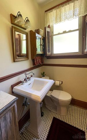 4308 Schulte Drive, Cincinnati, OH 45205