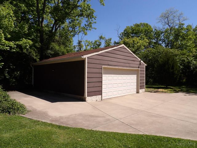4308 Schulte Drive, Cincinnati, OH 45205