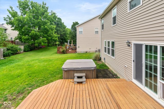 14446 Chapelwood Lane, Fishers, IN 46037