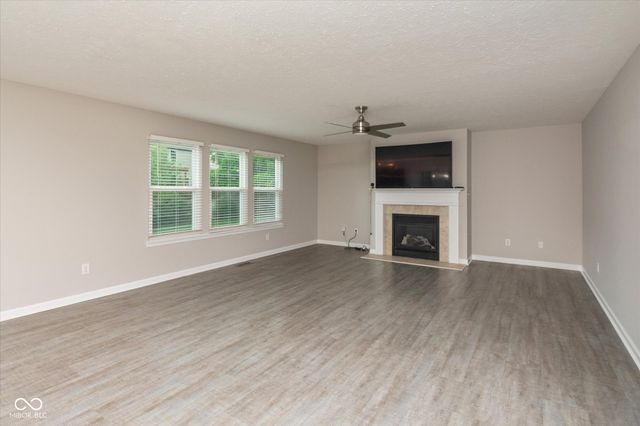 14446 Chapelwood Lane, Fishers, IN 46037