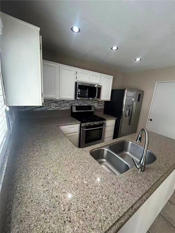 15865 Flamingo Drive, Fontana, CA 92337