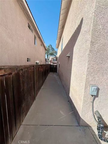 15865 Flamingo Drive, Fontana, CA 92337