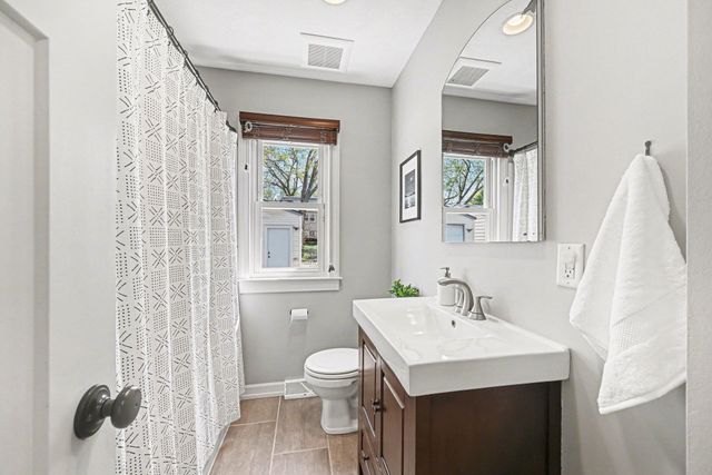 3517 Zinran Avenue S, Saint Louis Park, MN 55426