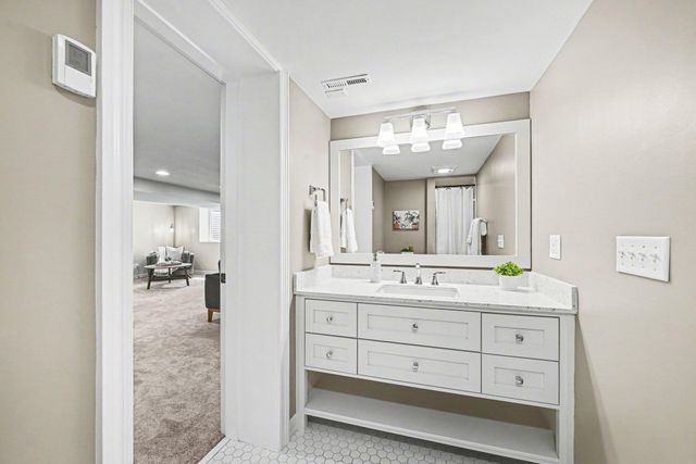 3517 Zinran Avenue S, Saint Louis Park, MN 55426