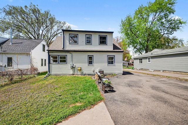 3517 Zinran Avenue S, Saint Louis Park, MN 55426