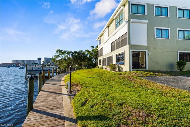 610 Victoria DR # 101C, Cape Coral, FL 33904