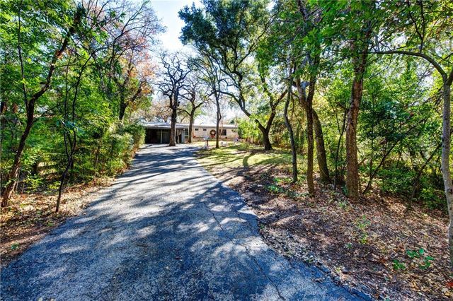 1403 Possum Trot ST
