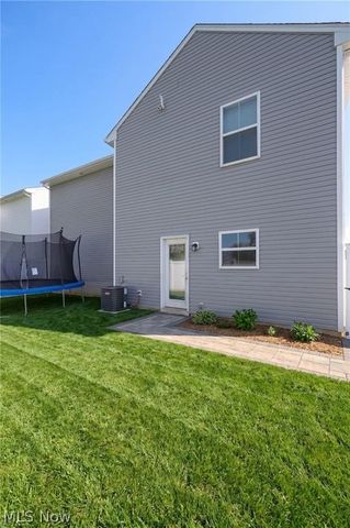 460 Auld Farm Circle, Akron, OH 44320