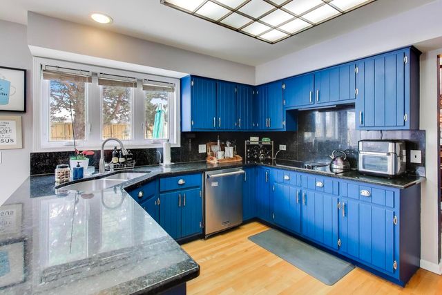 673 N NEWKIRK Lane, Palatine, IL 60074