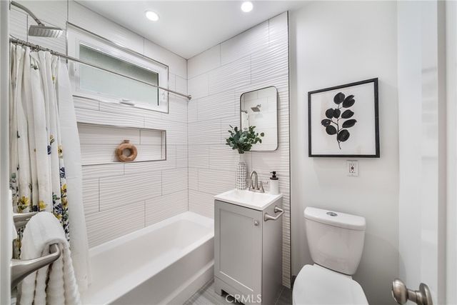 724 N Shirley, Orange, CA 92867