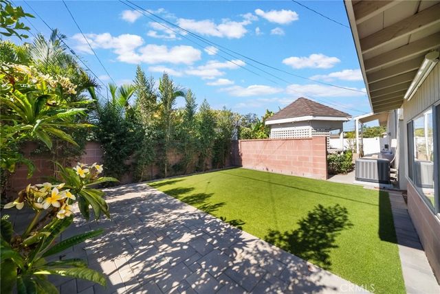 724 N Shirley, Orange, CA 92867