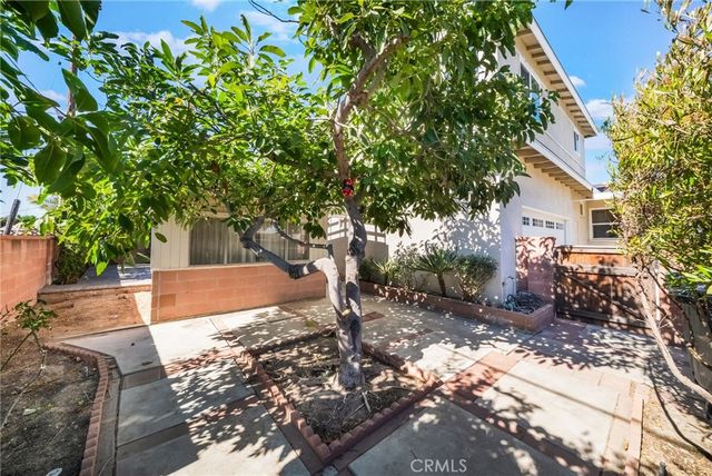724 N Shirley, Orange, CA 92867