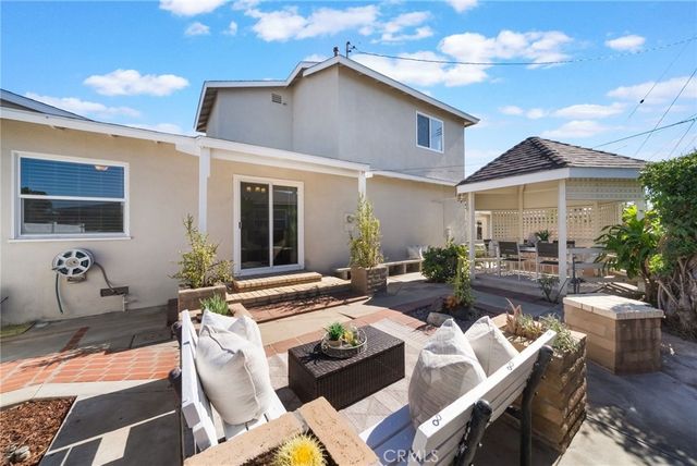 724 N Shirley, Orange, CA 92867