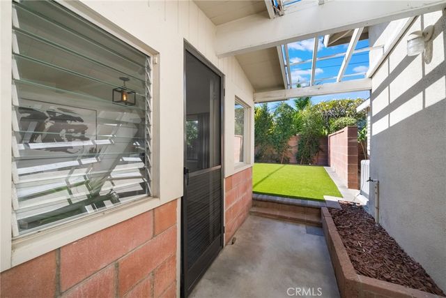 724 N Shirley, Orange, CA 92867