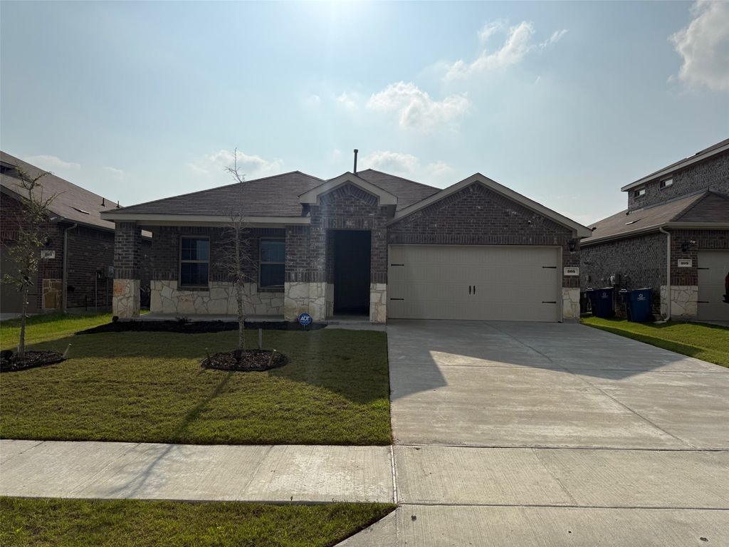 305 Charmed Way, Caddo Mills, TX 75135