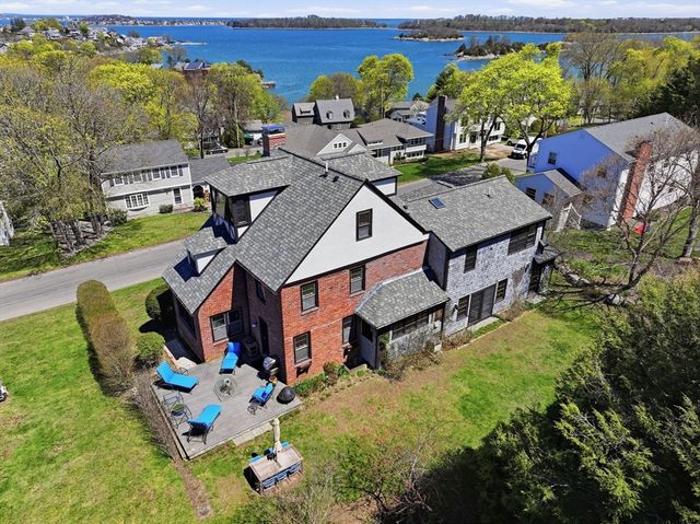 34 Governor Long Rd, Hingham, MA 02043