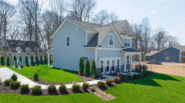 446 Lacewing Lane, Clarksville, TN 37043