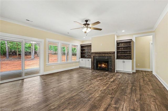 582 Starboard Reach, Lexington, NC 27292