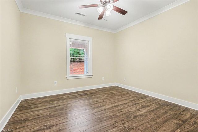 582 Starboard Reach, Lexington, NC 27292