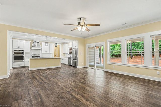 582 Starboard Reach, Lexington, NC 27292
