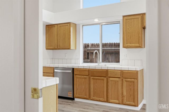 4307 Bareback Lane, Bakersfield, CA 93312