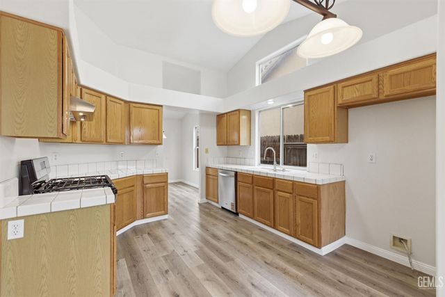 4307 Bareback Lane, Bakersfield, CA 93312