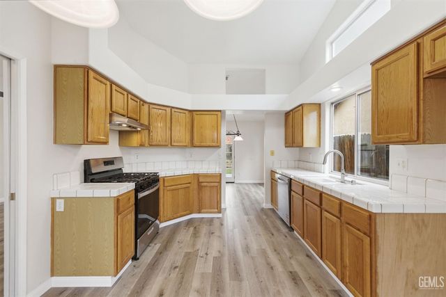 4307 Bareback Lane, Bakersfield, CA 93312