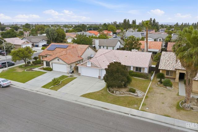 4307 Bareback Lane, Bakersfield, CA 93312