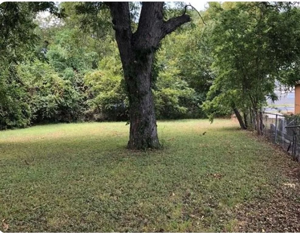 304 East 17th Street E, Bryan, TX 77083 — exterior