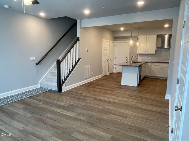 600 Hedrick Ridge Road 102, Cary, NC 27519