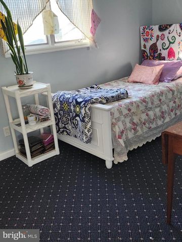 66 SUNNYBRAE BLVD, Hamilton, NJ 08620