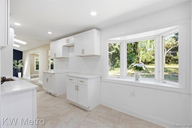 37860 Dardanella Street, Livonia, MI 48152