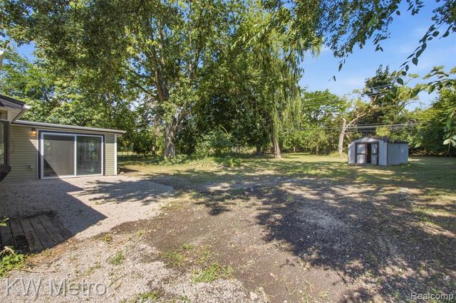 37860 Dardanella Street, Livonia, MI 48152
