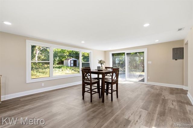 37860 Dardanella Street, Livonia, MI 48152