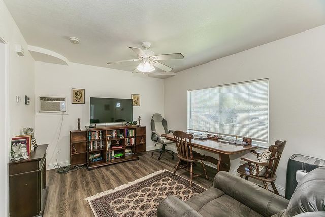 1517 Stillman Street, Selma, CA 93662