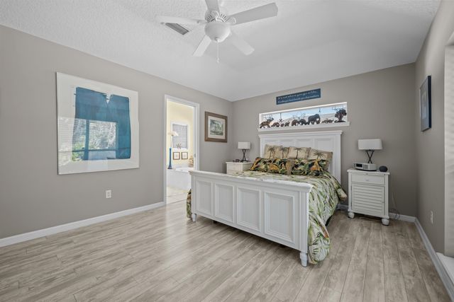 228 Bilbao Dr, St Augustine, FL 32086