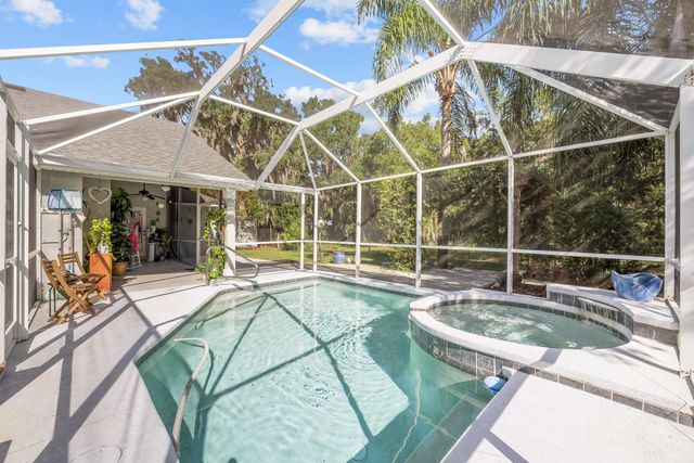 228 Bilbao Dr, St Augustine, FL 32086