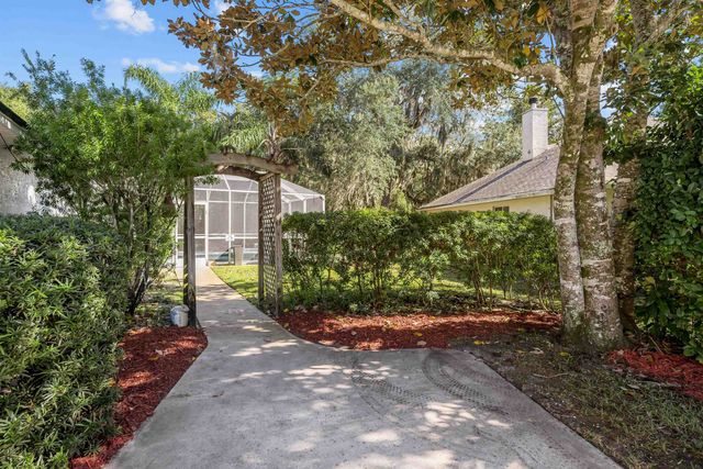 228 Bilbao Dr, St Augustine, FL 32086