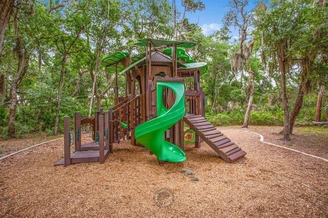 228 Bilbao Dr, St Augustine, FL 32086